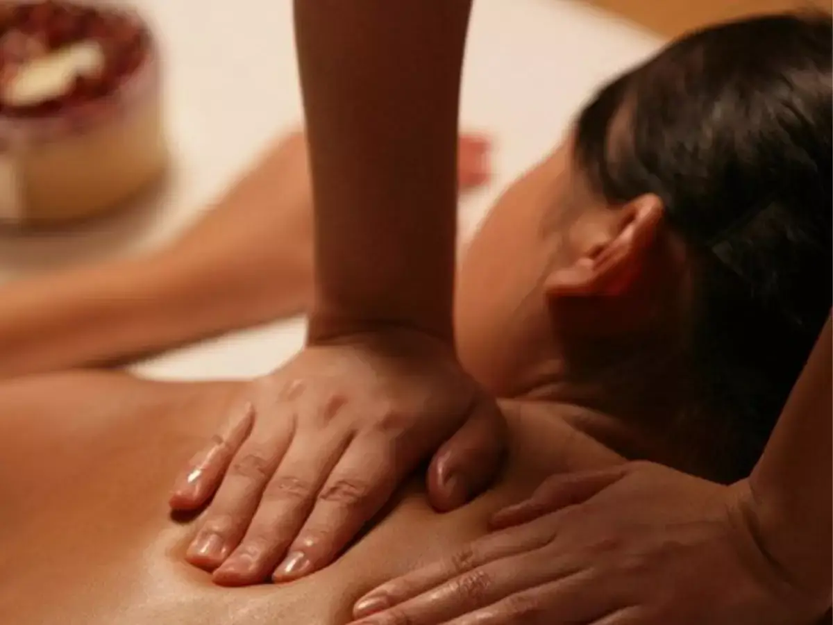 Massage bấm huyệt 36 Spa - Địa chỉ bấm huyệt tay nghề cao