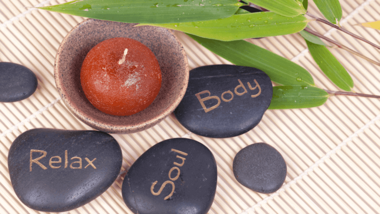 tác dụng của massage đá nóng