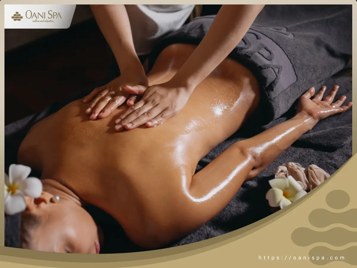 massage thái Kết hợp tinh dầu tránh tạo ma sát quá lớp làm nóng da