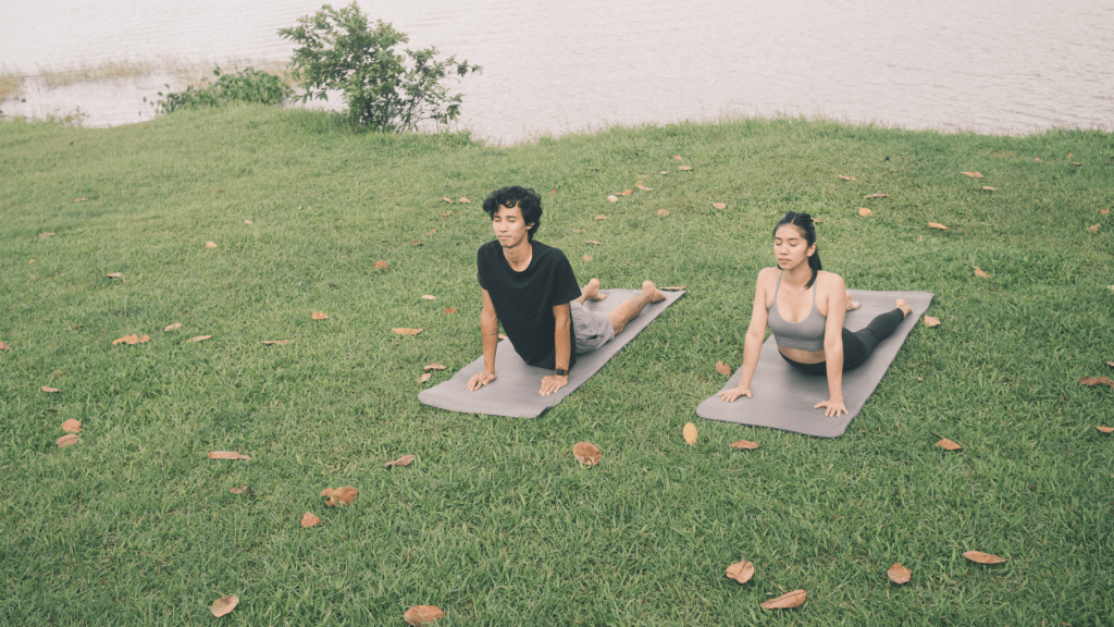 cách tập yoga giảm mỡ bụng 