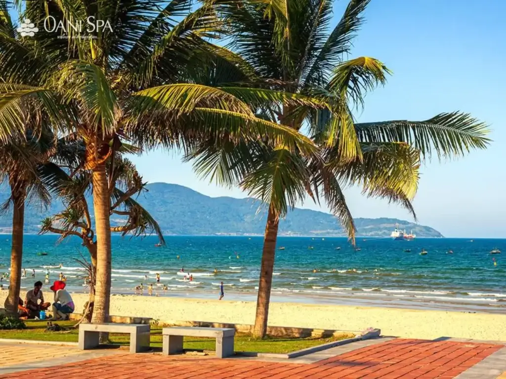 bãi tắm Phạm Văn Đồng Cách di chuyển đến bãi biển Phạm Văn Đồng