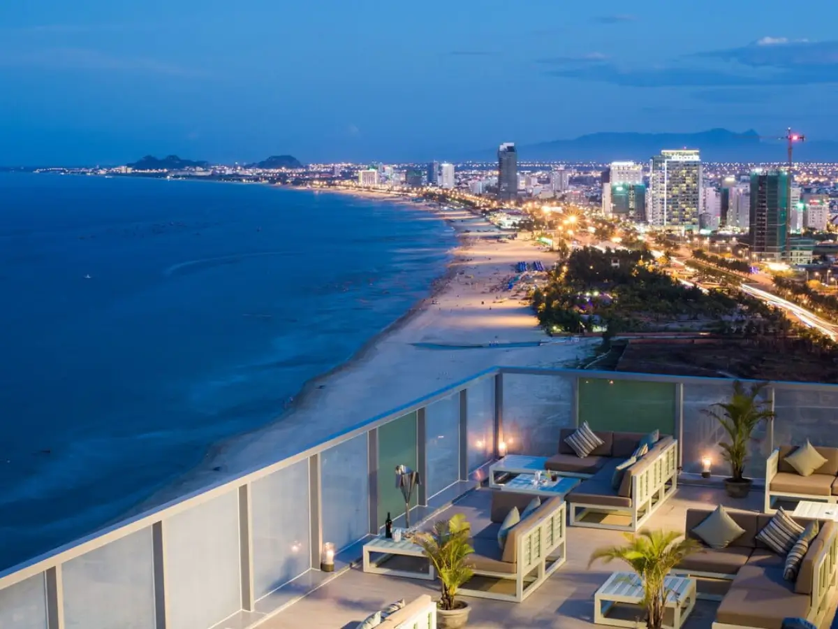 biển Mỹ Khê Đà Nẵng với các Khách sạn view biển sang - xịn - mịn