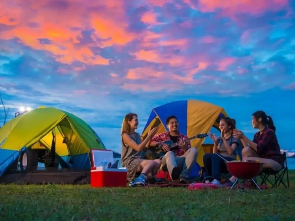 biển đêm đà nẵng Hoạt động cắm trại biển đêm Đà Nẵng