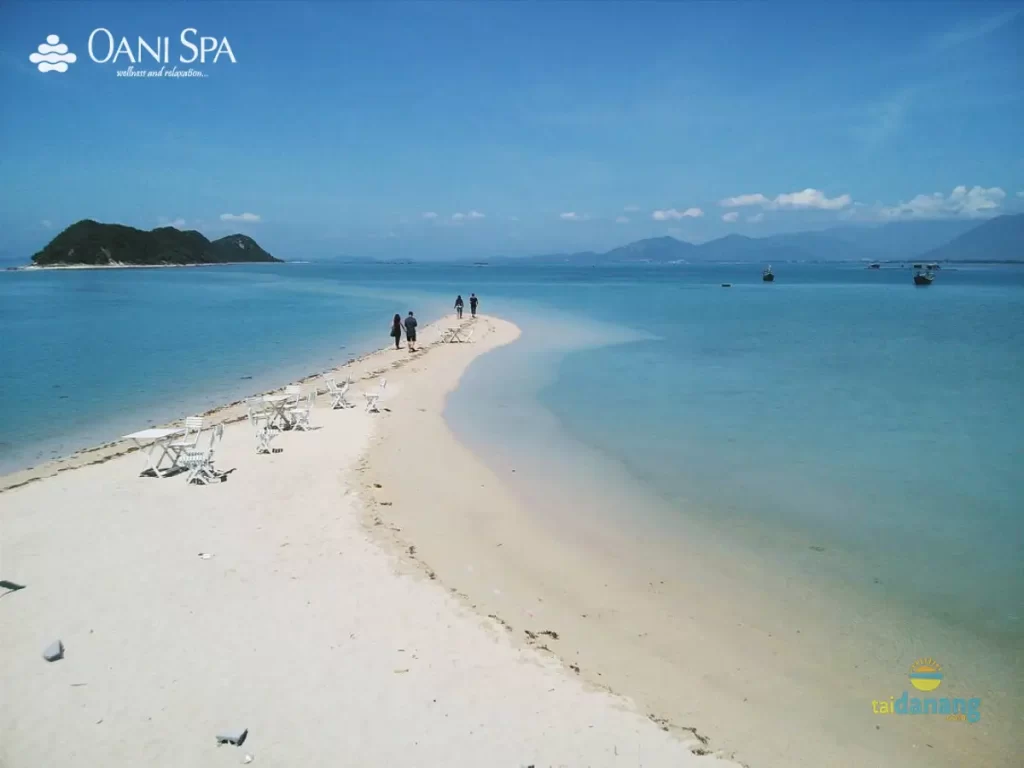 Đường ra Đảo Điệp Sơn là một tuyệt tác cảnh đẹp nha trang