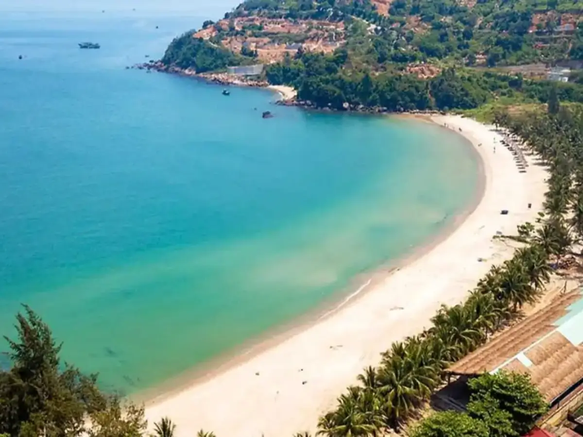 Non Nước là điểm đến vừa có nước biển vừa có núi đồi