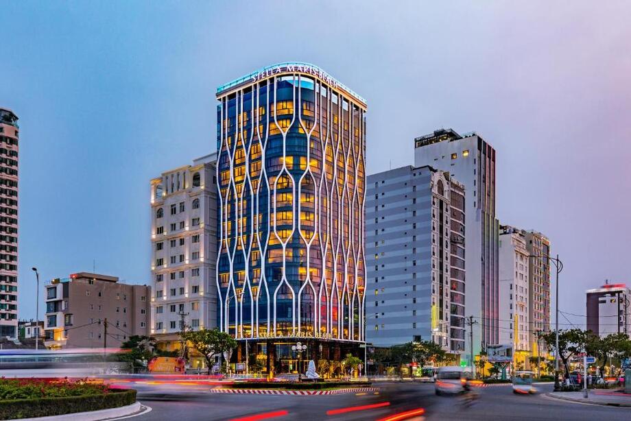 Khách sạn 4 sao Đà Nẵng gần biển Mỹ Khê