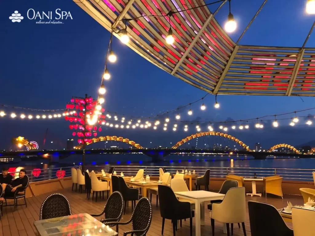 cầu rồng phun lửa