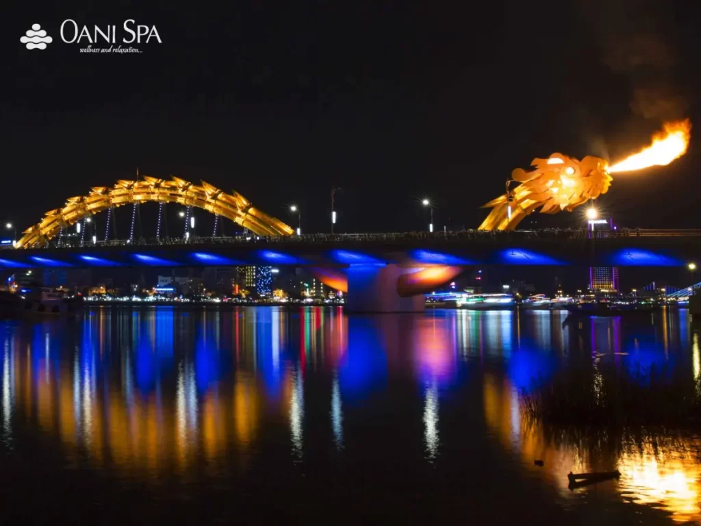 cầu rồng phun lửa