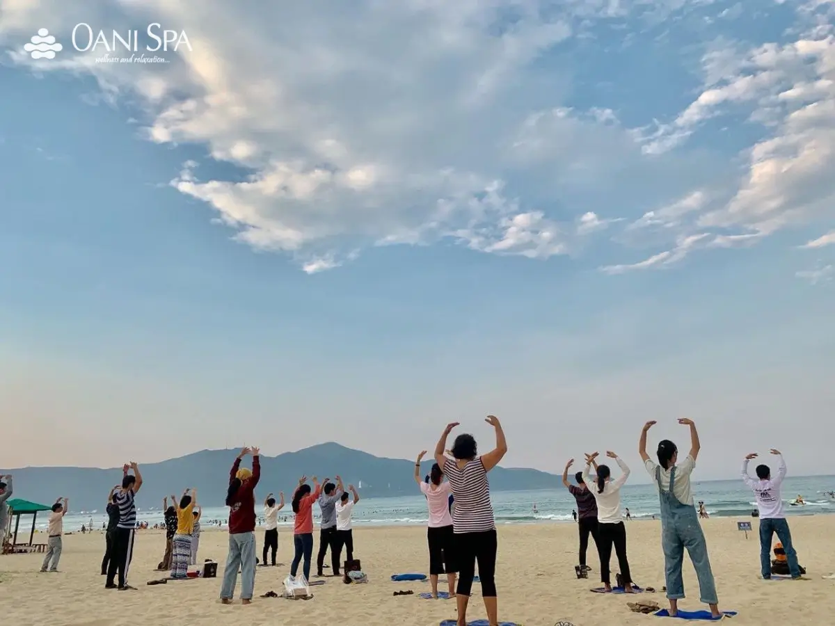 Công viên biển Đông