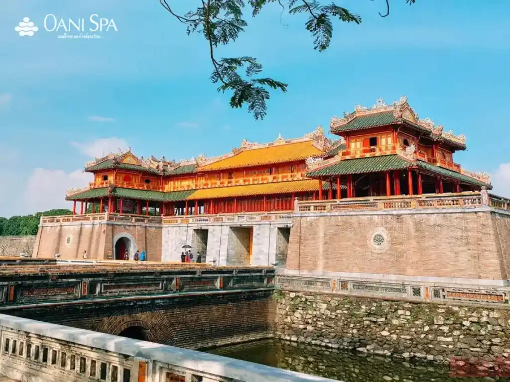 Đại nội kinh thành Huế