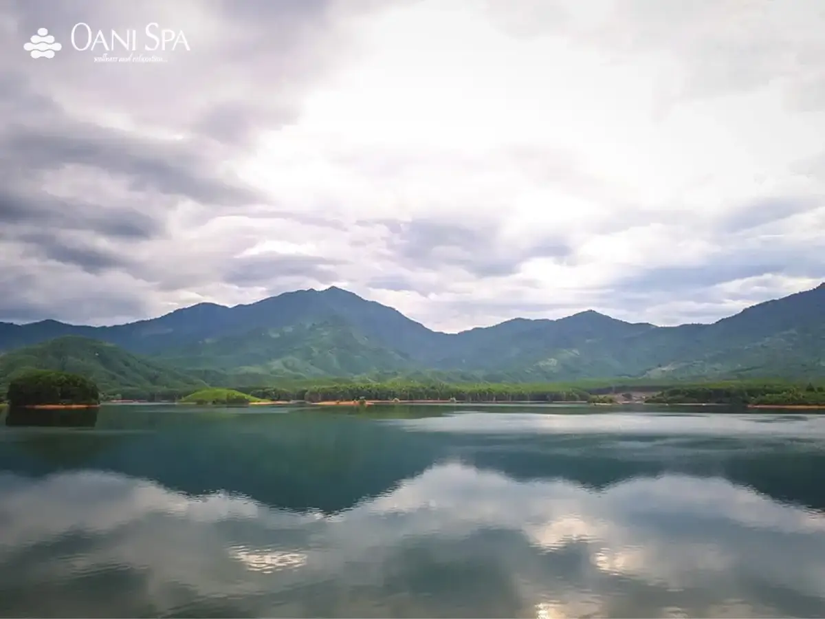 Hồ Hòa Trung Hồ Hòa Trung