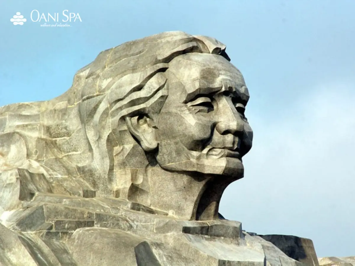 Tượng đài Mẹ Thứ Tượng đài Mẹ Thứ