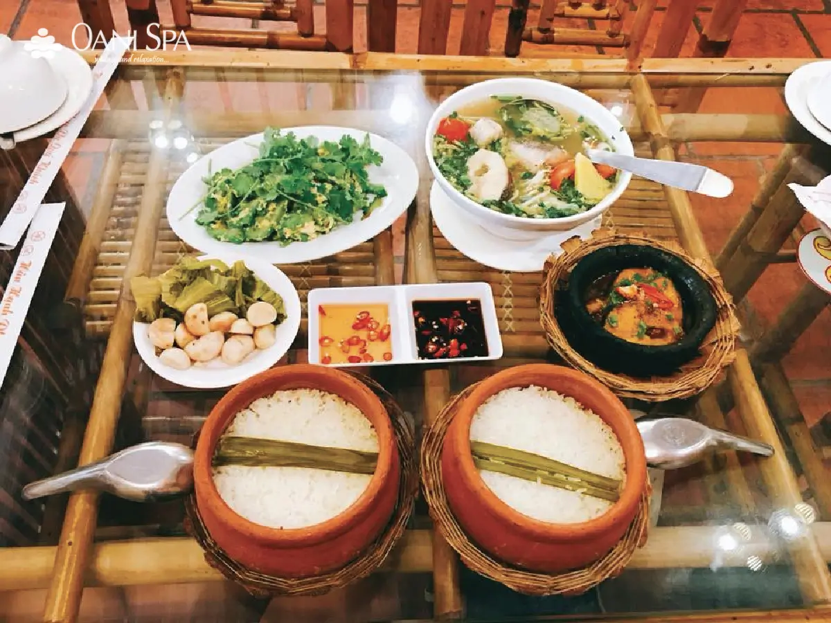 cơm niêu đà nẵng