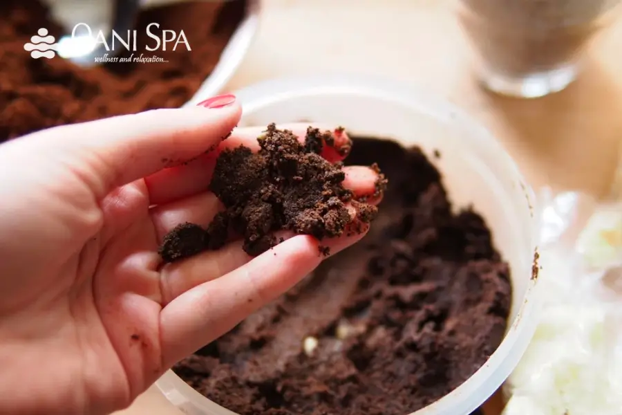 tẩy tế bào chết nách Tẩy tế bào chết nách bằng cà phê