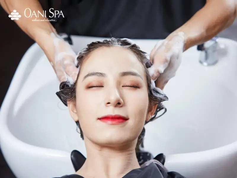 Làm sạch da đầu và chắc khoẻ tóc