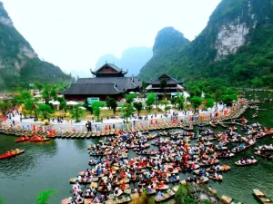 những địa điểm du lịch nổi tiếng ở Việt Nam