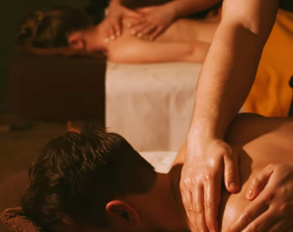 Couple Massage at Oani Spa - Best Spa in Da Nang