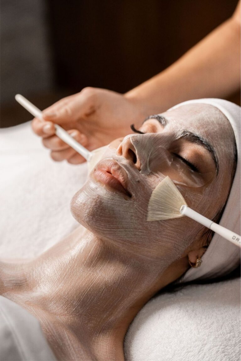Advanced Firming Facial Care with Thermal Heating Mask