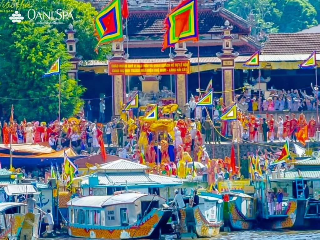 Điện Hòn Chén