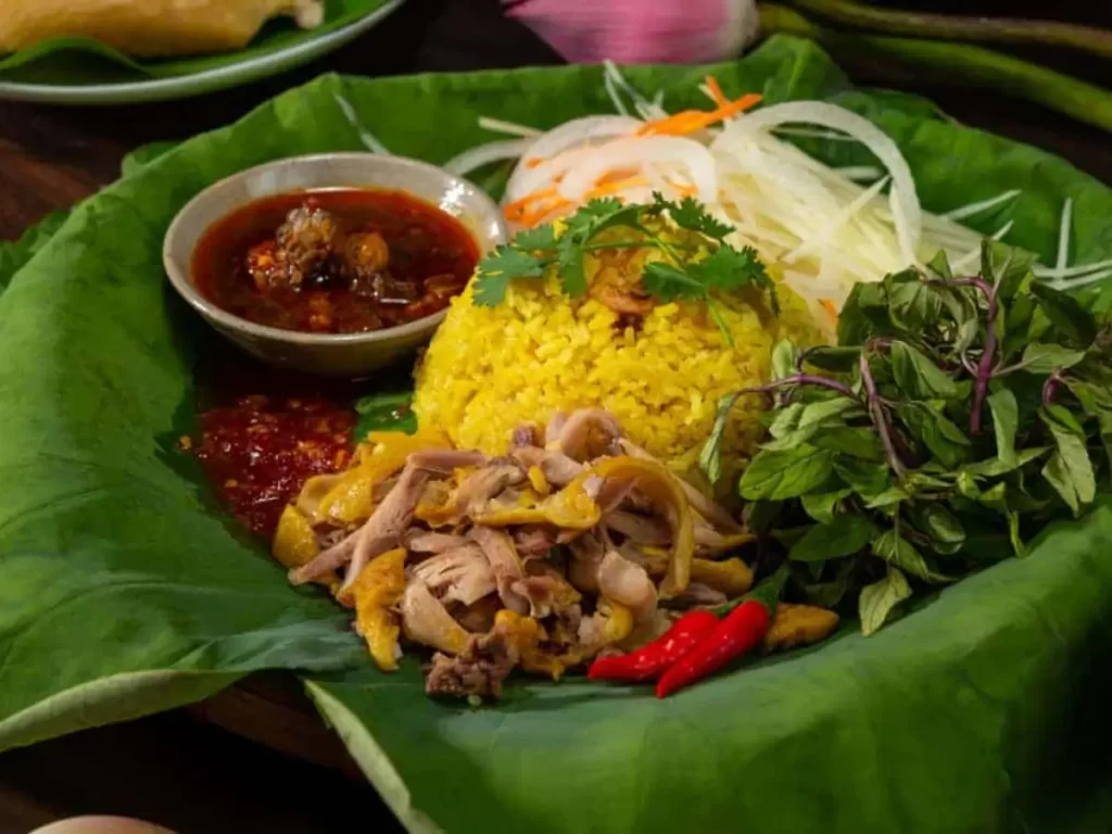 ăn gì ở hội an Cơm gà phố Hội