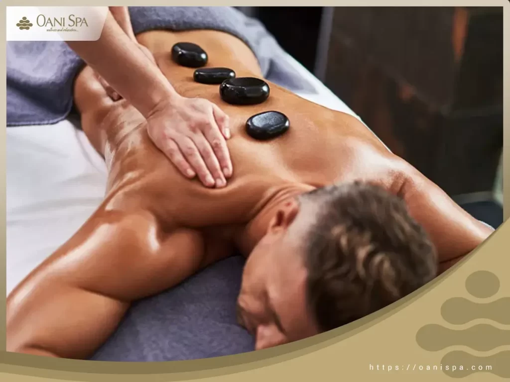 Massage kết hợp đá nóng giúp sự tuần hoàn của máu tốt hơn