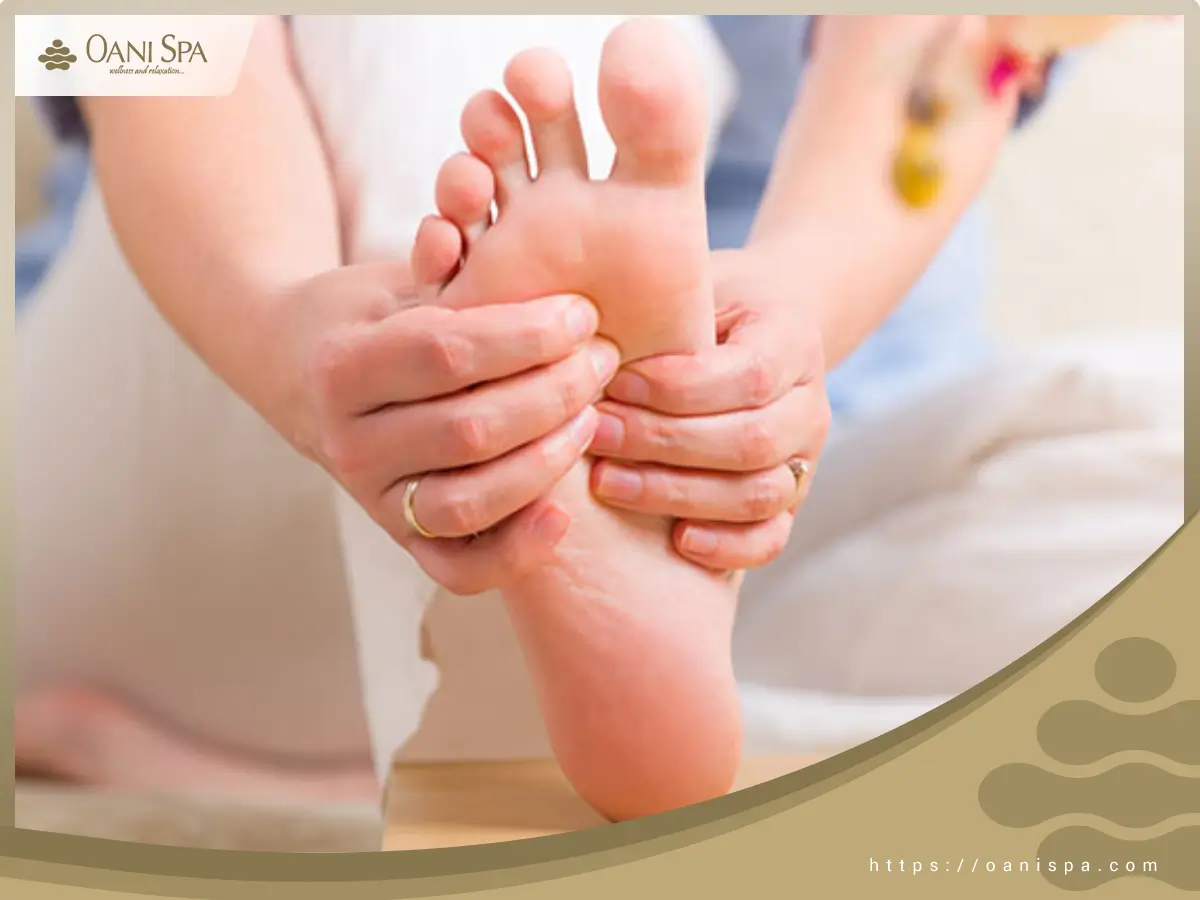Cách massage chân tại nhà rất tốt đối người lớn tuổi thường bị rối loạn giấc ngủ