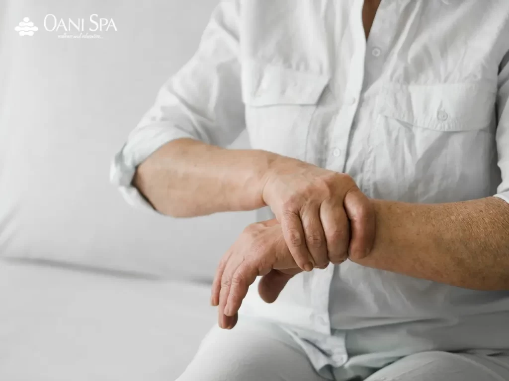 Bấm huyệt chữa đau khớp ngón tay
