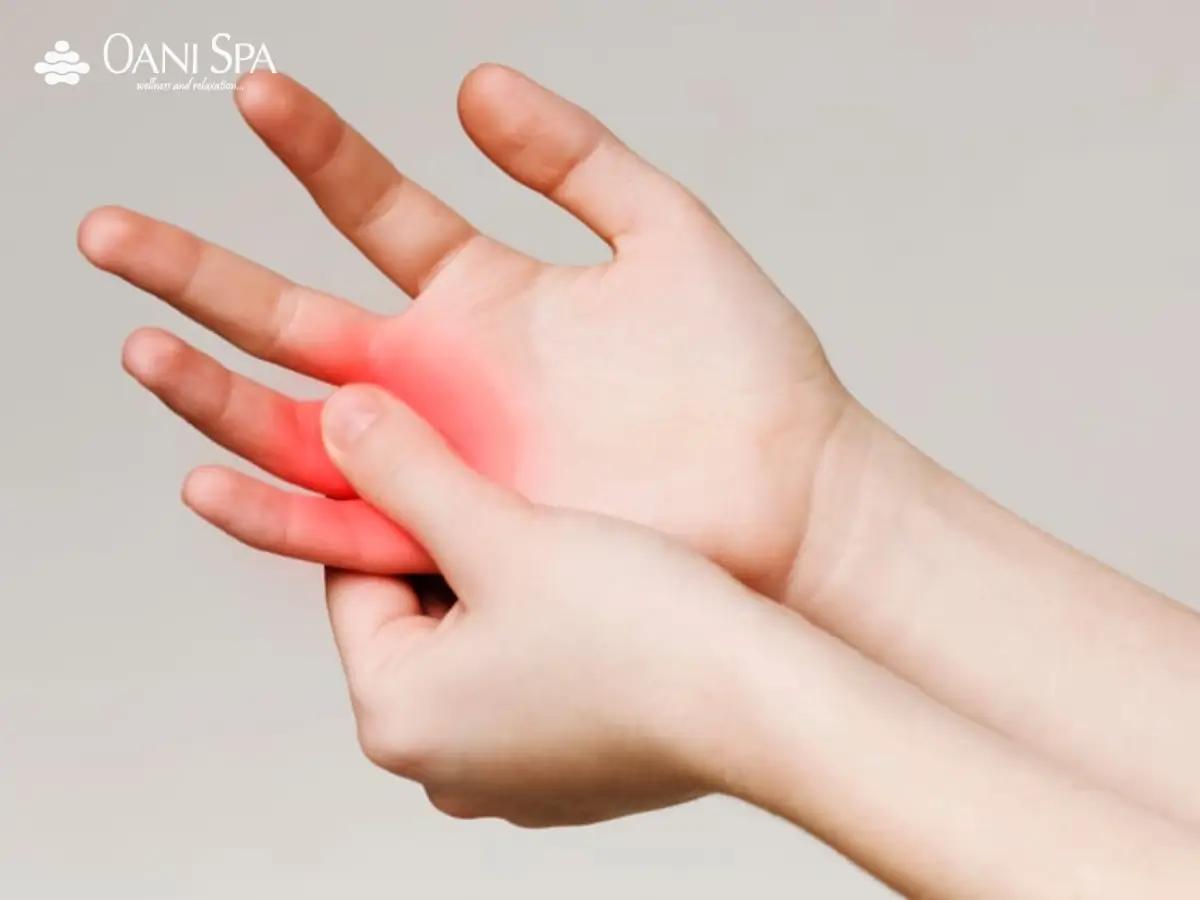 cách xoa bóp chữa đau cổ tay