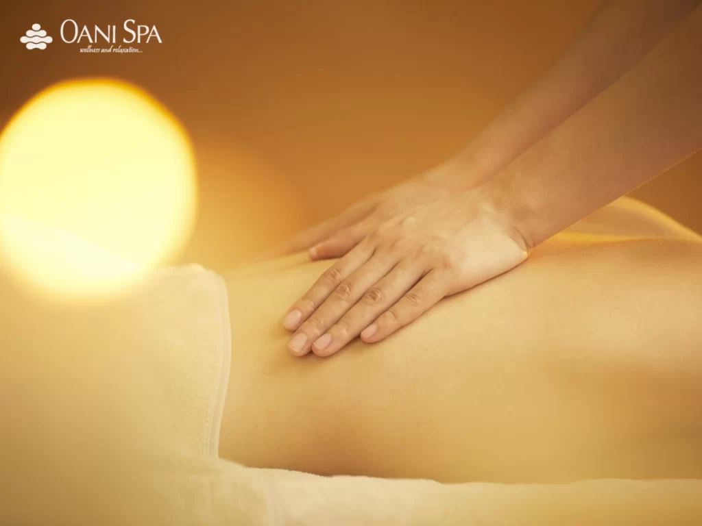 Lợi ích massage xoa bóp lưng đúng cách