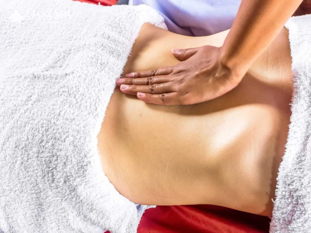 Cách xoa bóp lưng hiệu quả