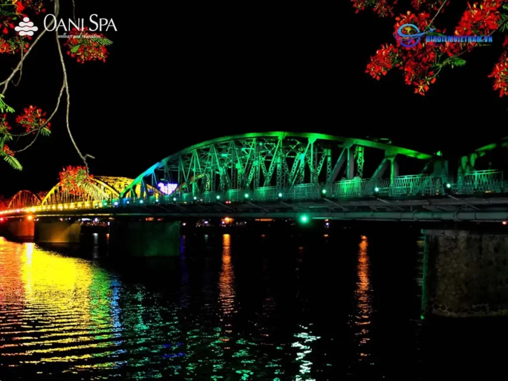 cầu Tràng Tiền Huế