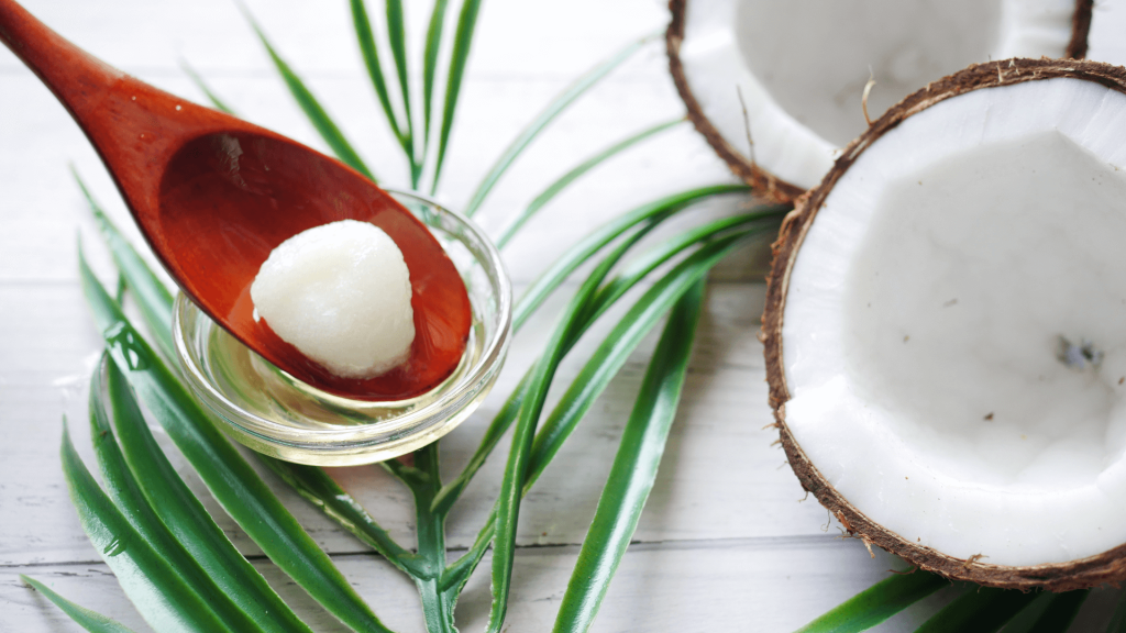 tẩy da chết bằng dầu dừa và mật ong Giữ ẩm và kháng vi khuẩn, giúp dưỡng ẩm và ngăn chặn sự phát triển của vi khuẩn